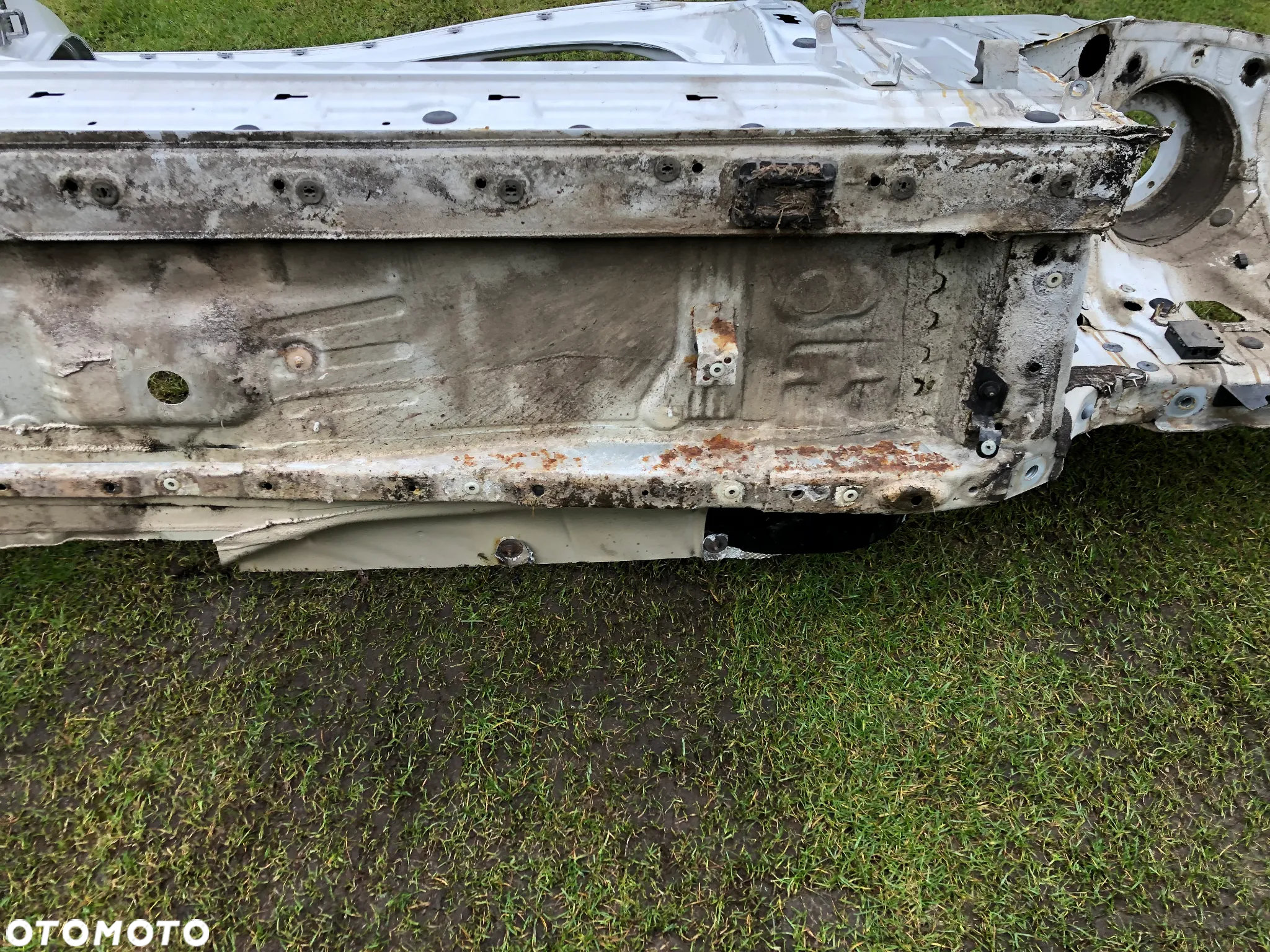 BŁOTNIK ĆWIARTKA PODŁUŻNICA PRÓG BMW F31 A96 - 22