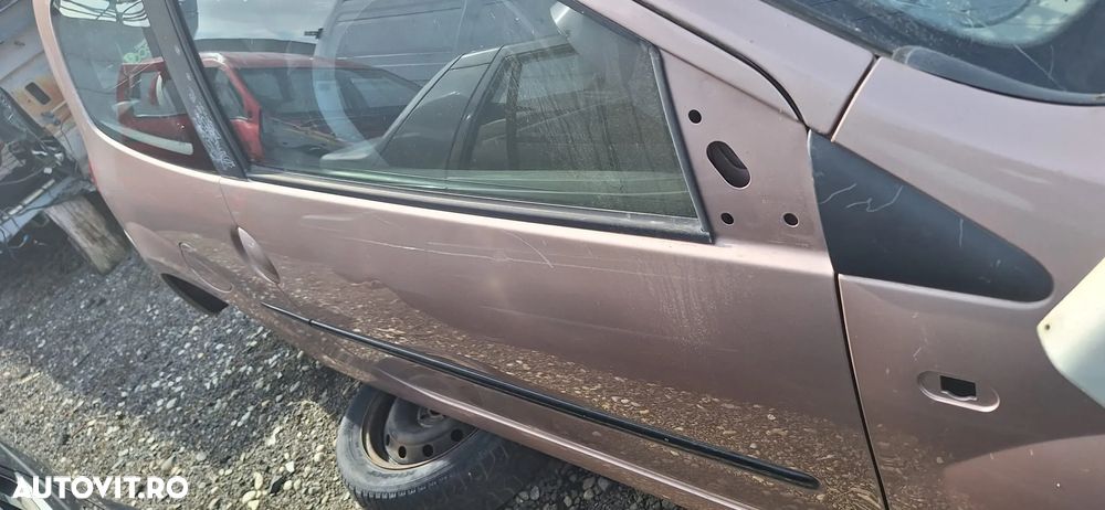 USA DREAPTA FATA RENAULT TWINGO 2011