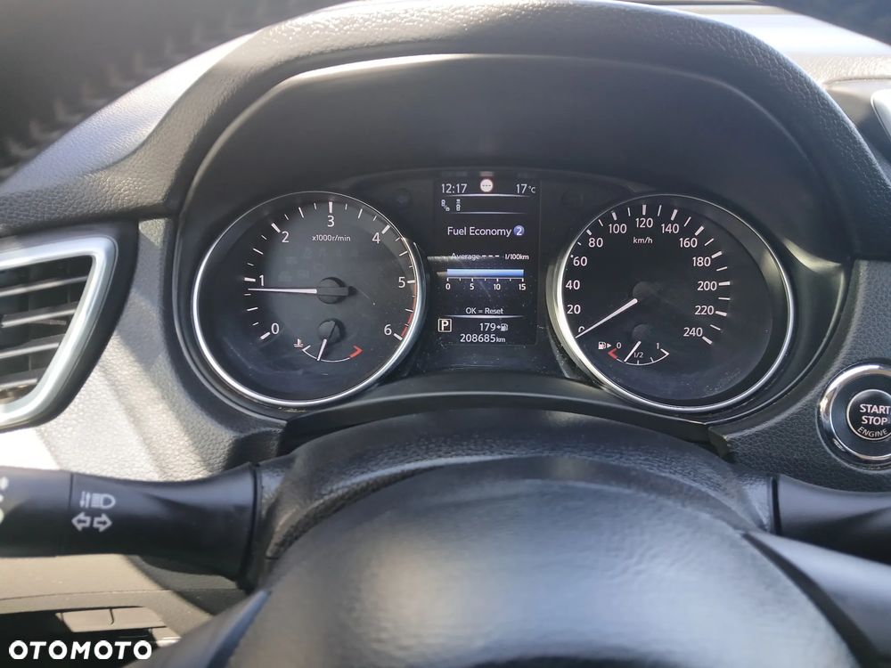 Nissan Qashqai 1.6 DCi Xtronic TEKNA - 13