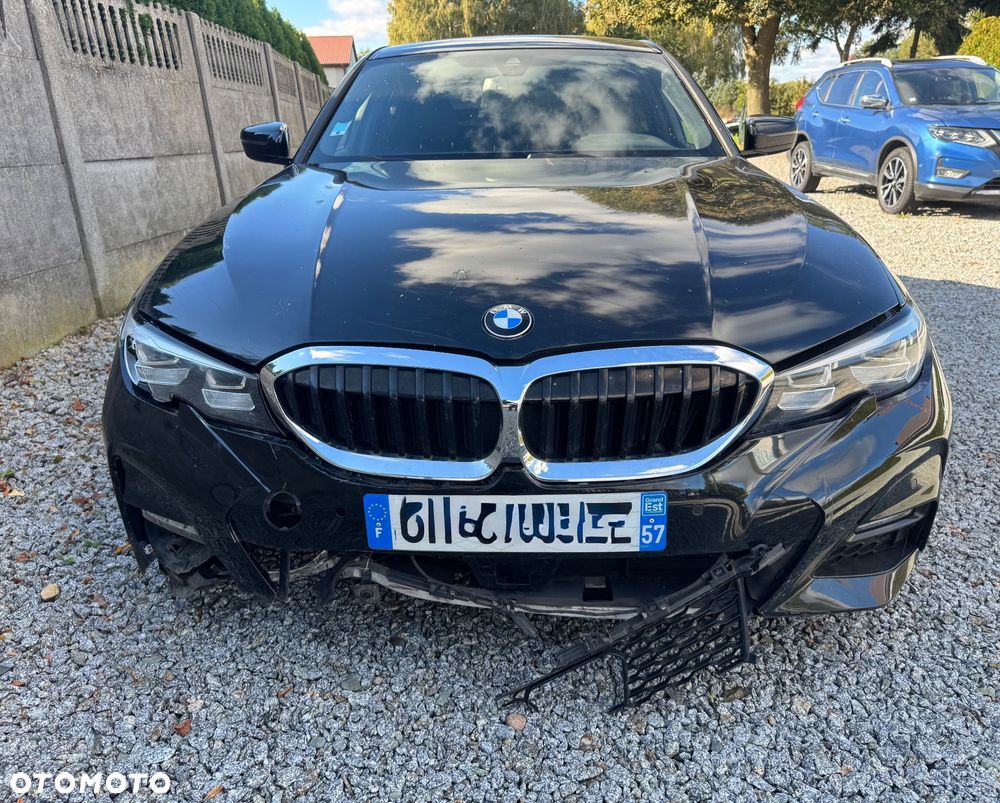 BMW Seria 3 320d xDrive M Sport - 6