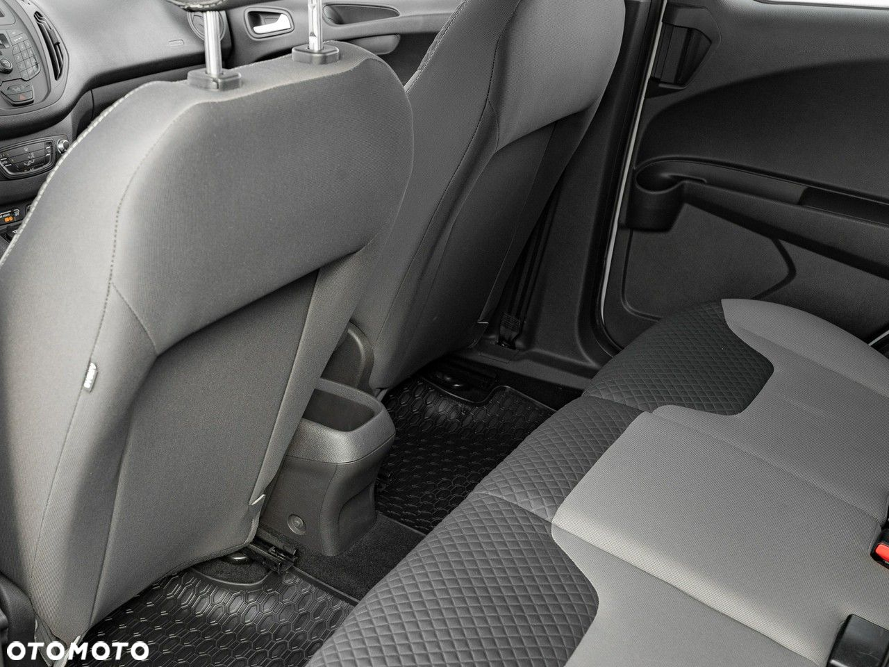 Ford Transit Courier 1.0 EcoBoost Trend - 20