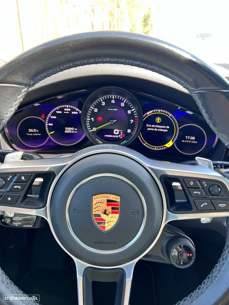 Porsche Cayenne Coupé E-Hybrid - 8
