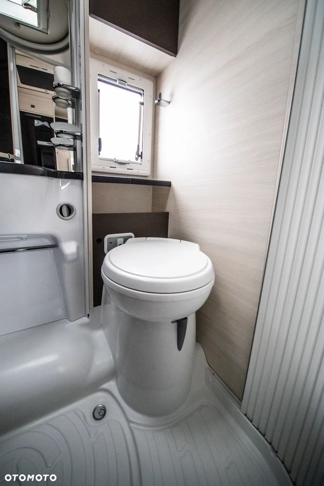 Chausson Flash C646 Kamper 6 osobowy 2x Klima - 37