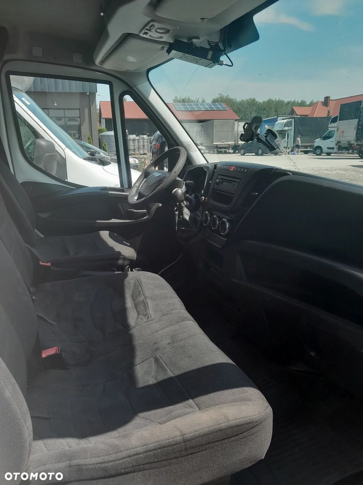 Iveco 35S17 - 8