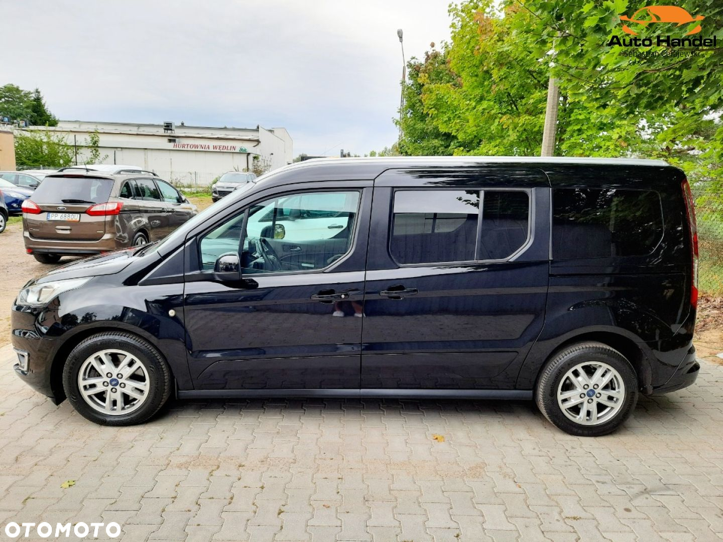 Ford Tourneo Connect Grand - 10