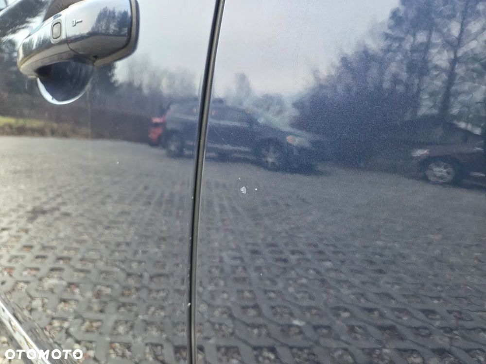 Volvo XC 60 T6 AWD Momentum - 25