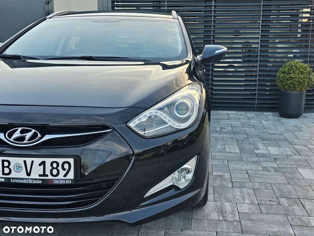 Hyundai i40 1.6 GDI Comfort + - 25