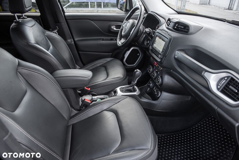 Jeep Renegade 1.4 MultiAir Limited 4WD S&S - 32