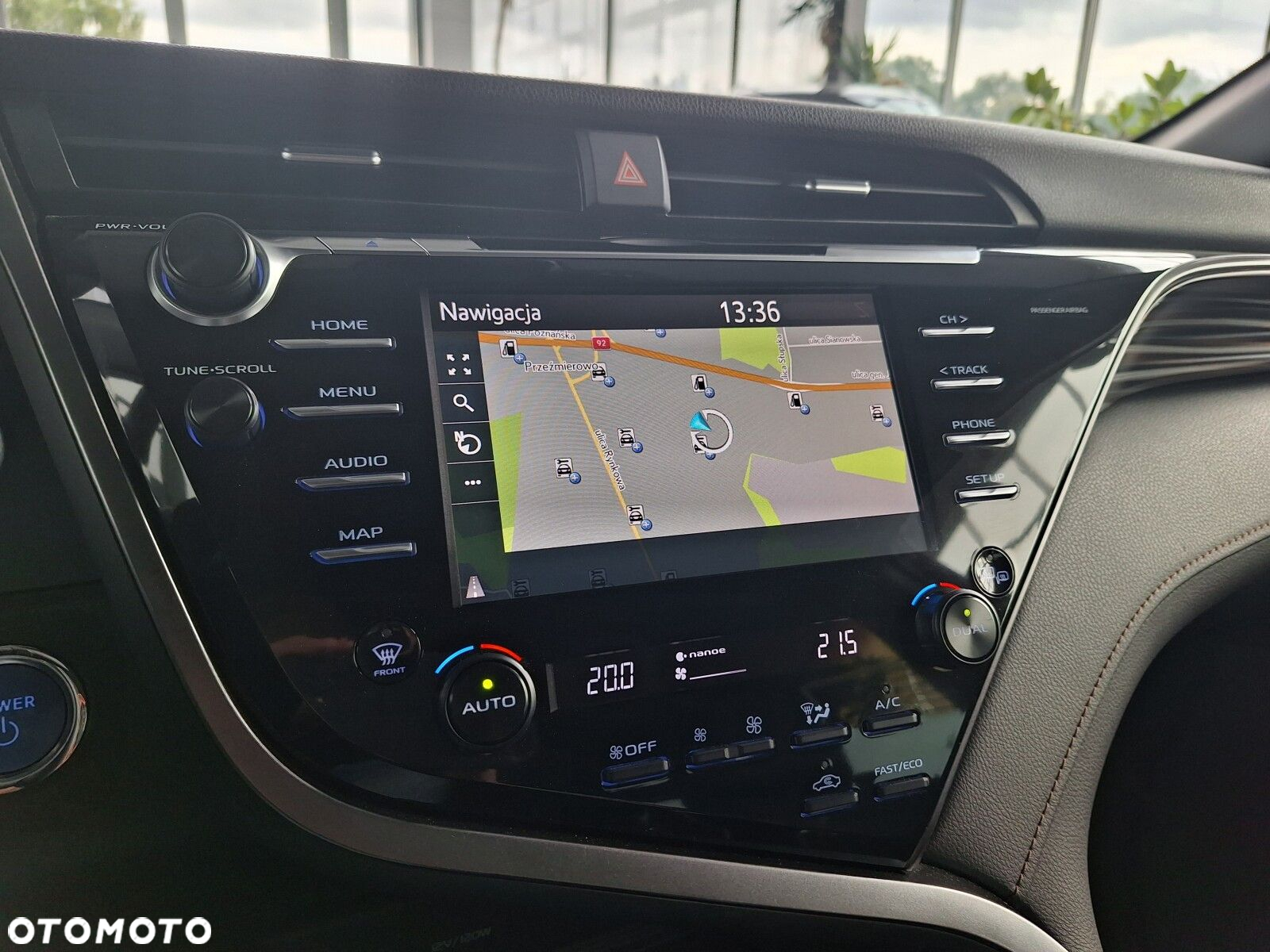 Toyota Camry 2.5 Hybrid Executive CVT - 30