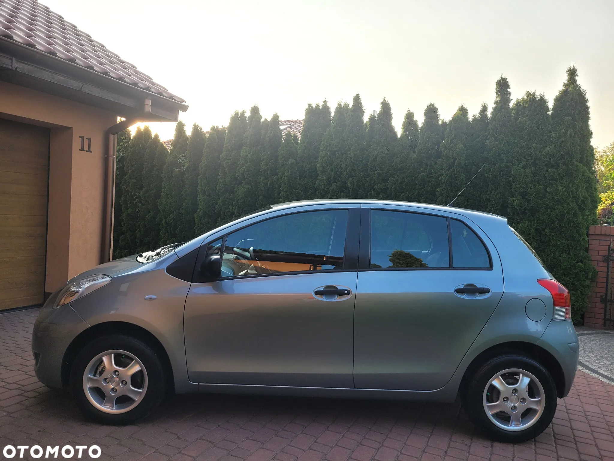 Toyota Yaris 1.0 Luna - 3