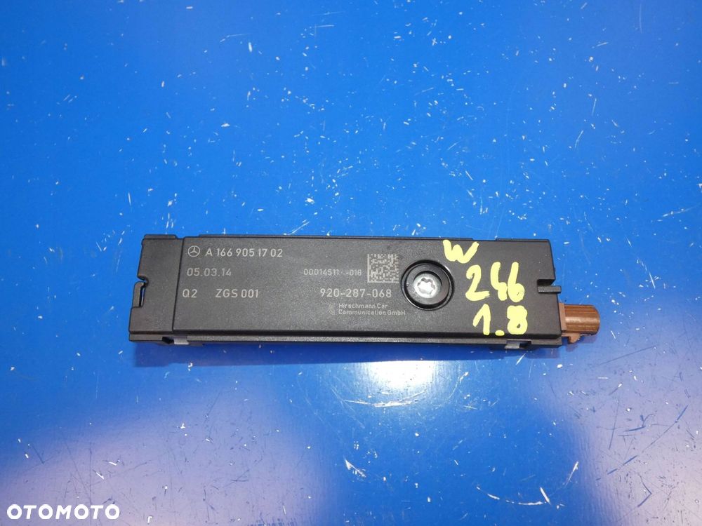 MERCEDES B KLASA W246 A W176 CLA W117 WZMACNIACZ ANTENY RADIA - 1