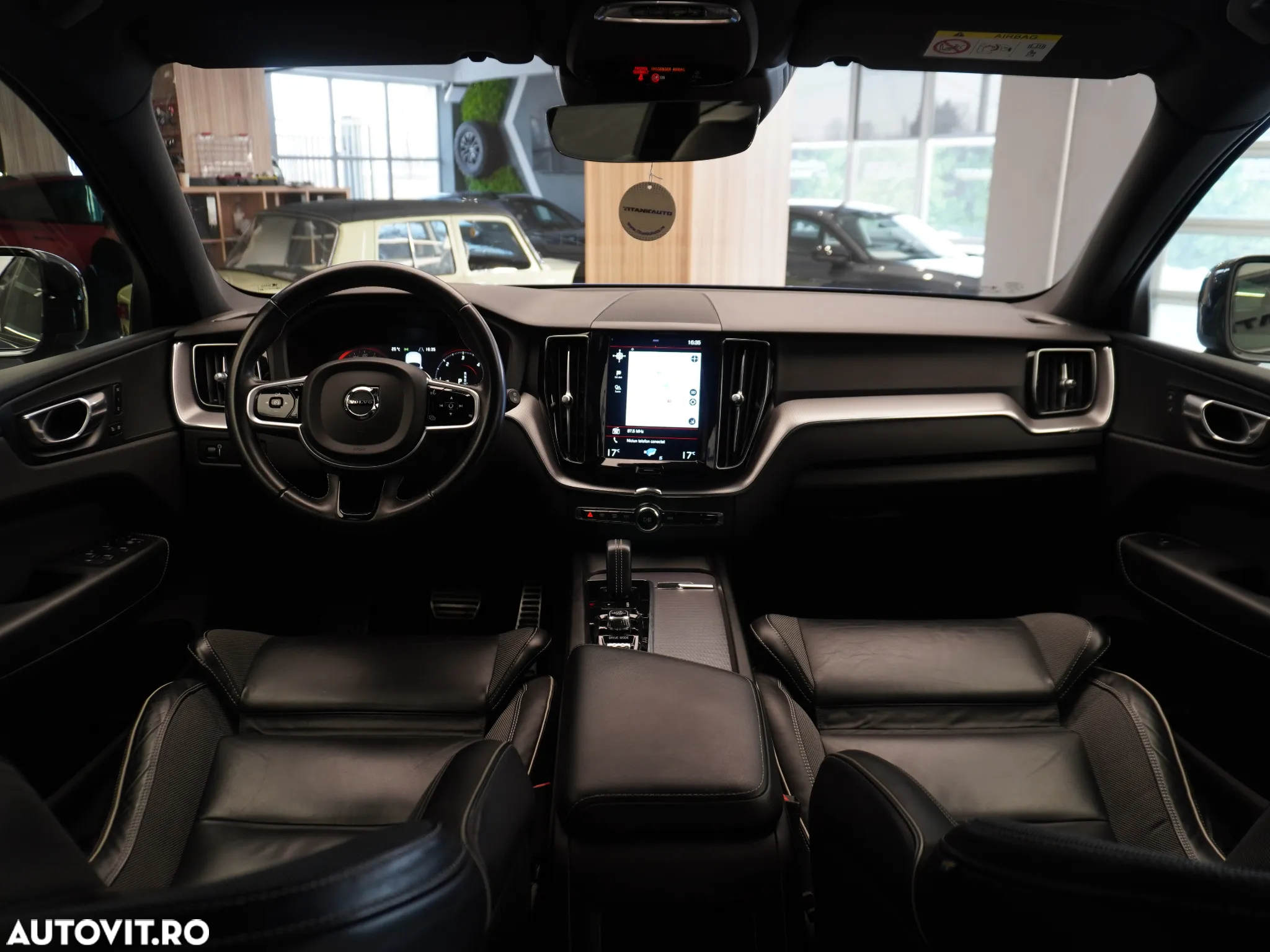 Volvo XC 60 B4 MHEV R-Design - 7