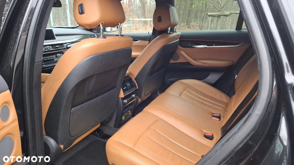 BMW X6 35i xDrive - 18
