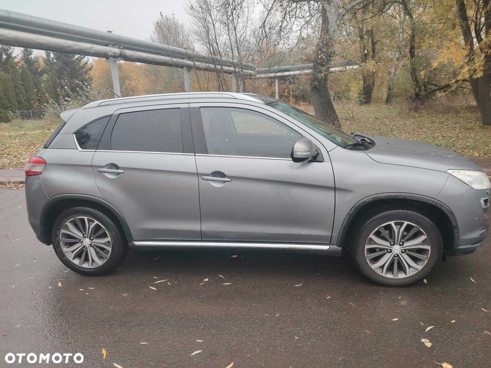 Peugeot 4008 - 1