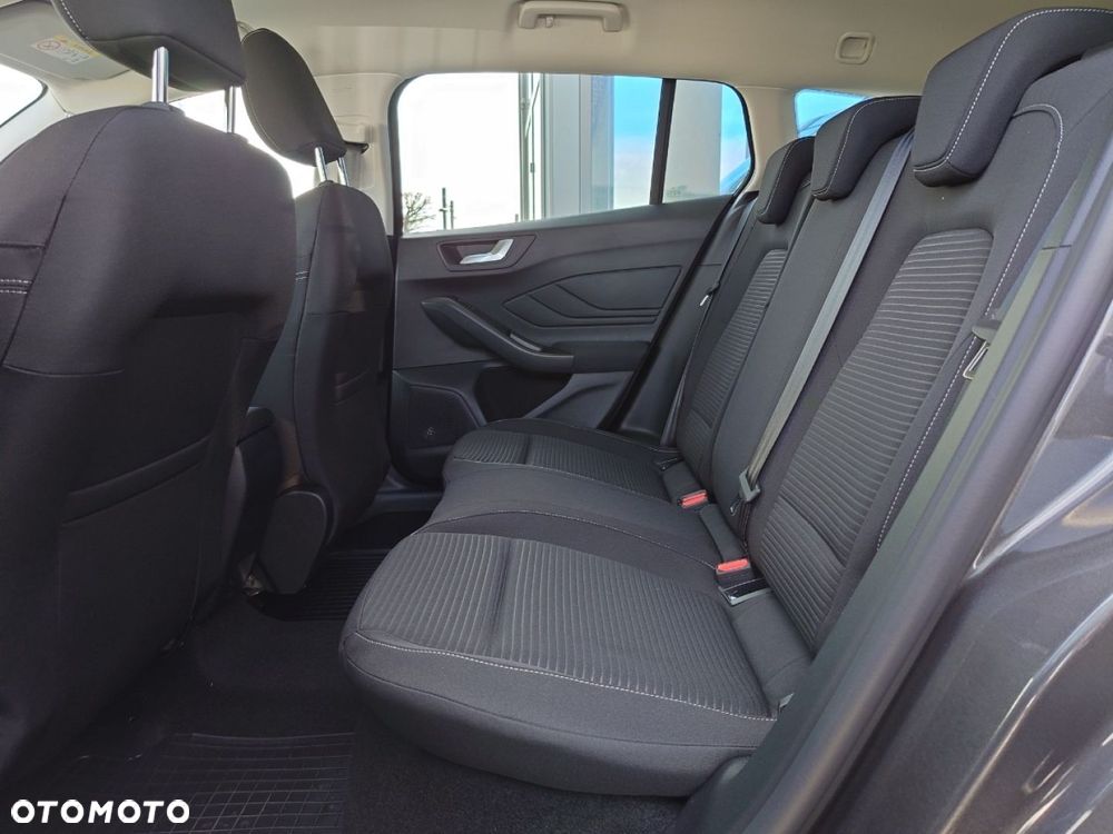 Ford Focus - 27