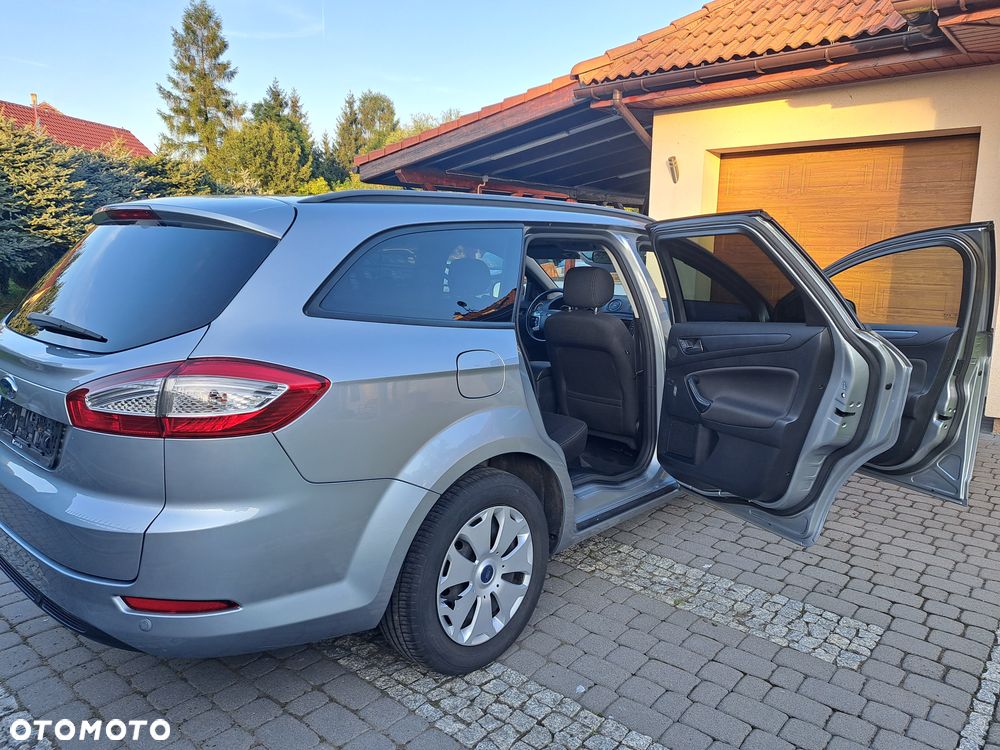 Ford Mondeo 2.0 TDCi Champions Edition - 10