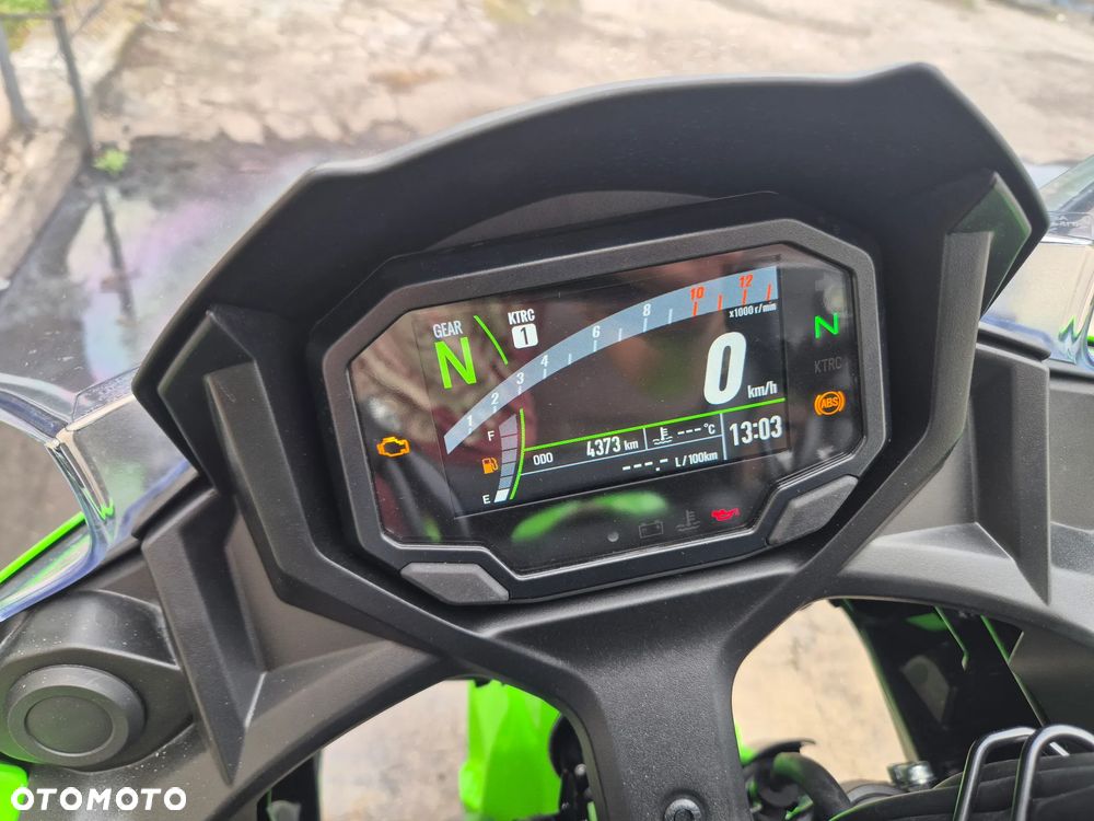 Kawasaki Ninja - 12