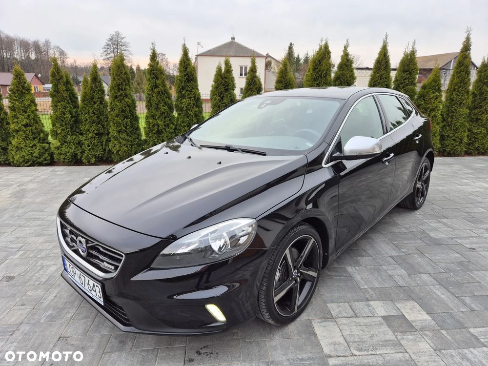 Volvo V40 T3 R Design - 2