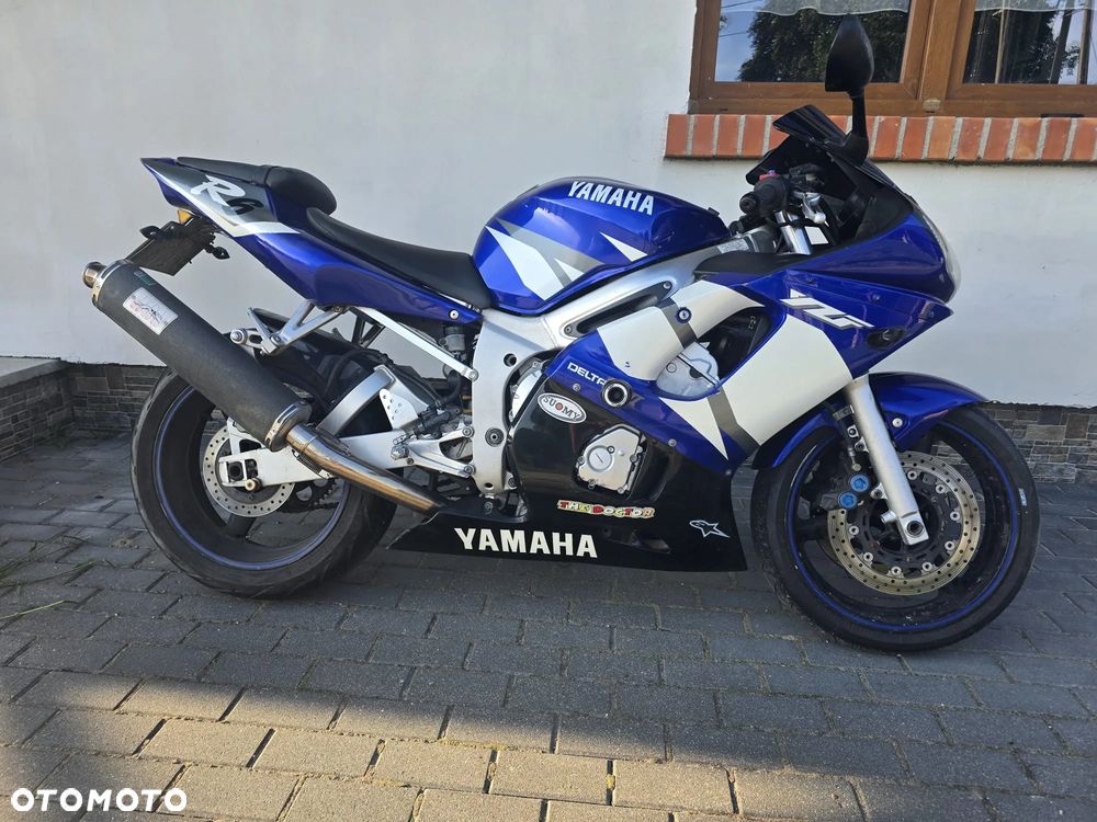 Yamaha R6 - 9
