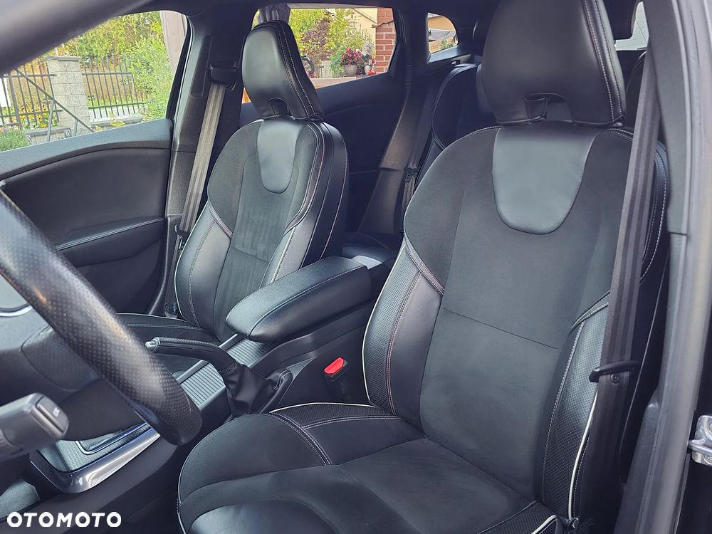 Volvo V40 D2 RDesign - 38