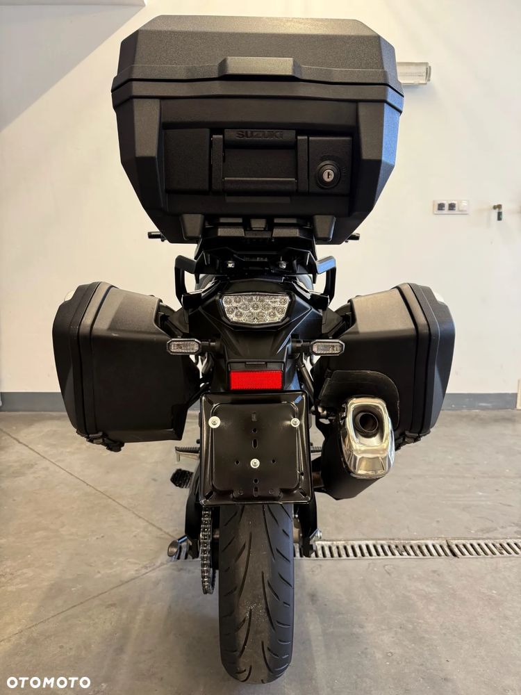 Suzuki V-STROM - 40