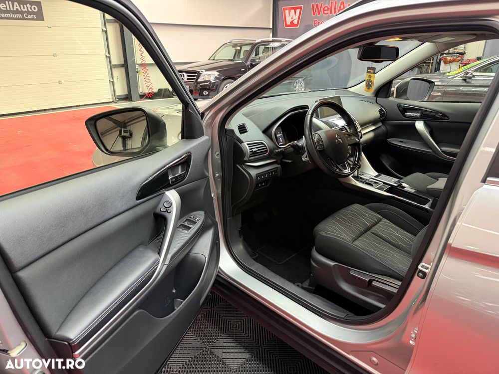 Mitsubishi Eclipse-Cross 1.5-litre 16-valve DOHC MIVEC 4X4 Invite+ Aut. - 9
