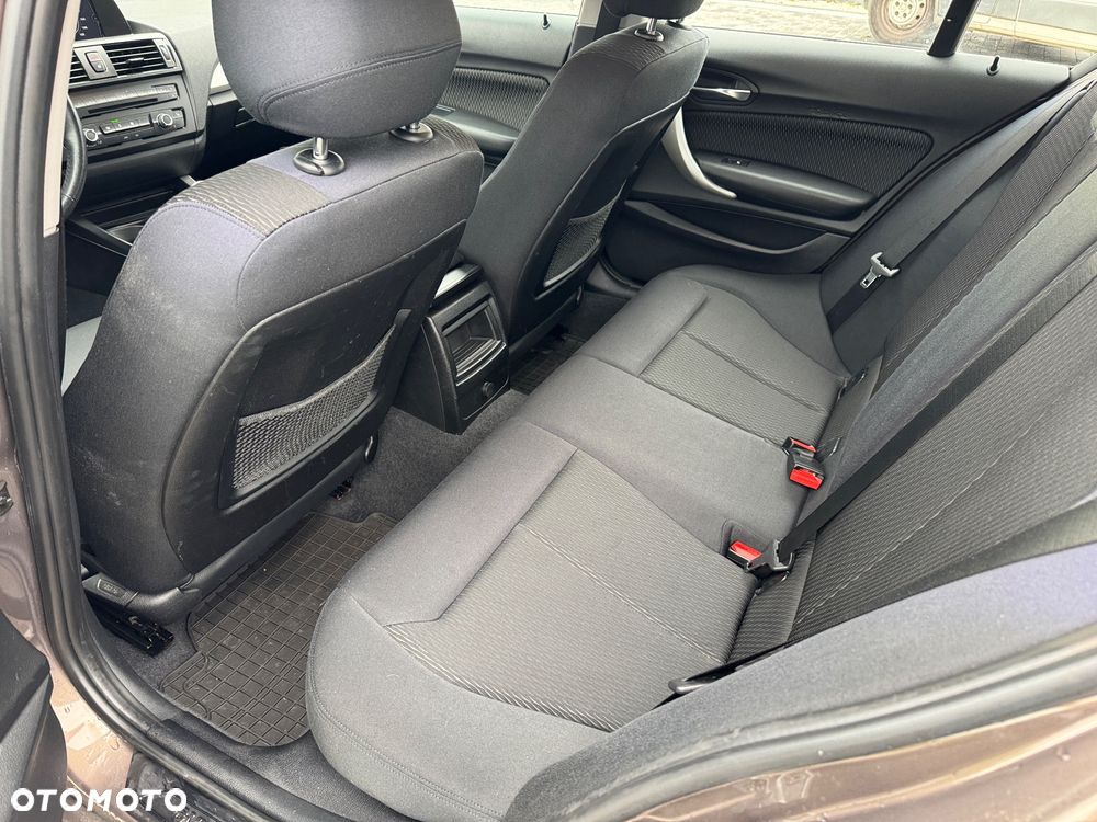 BMW Seria 1 116d - 22