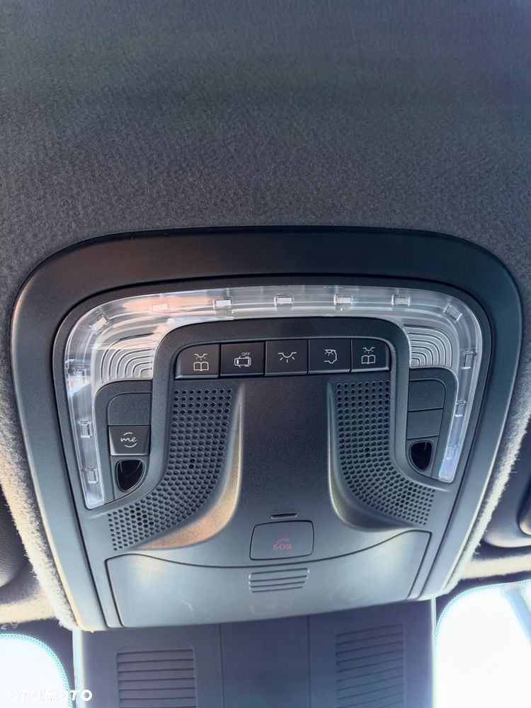 Mercedes-Benz Sprinter - 25