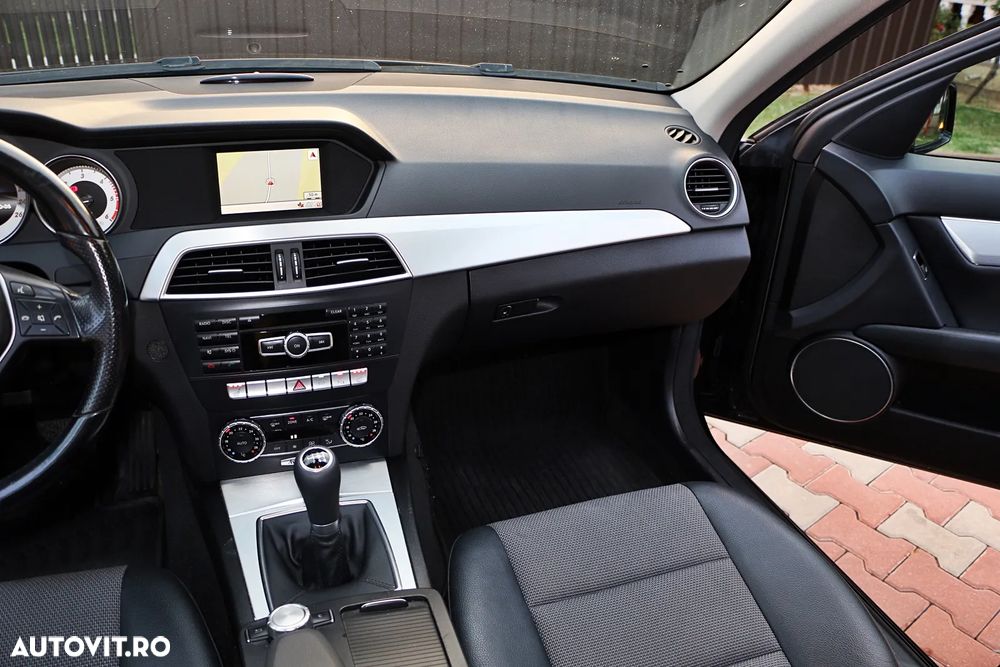 Mercedes-Benz C 200 CDI DPF BlueEFFICIENCY Avantgarde - 14