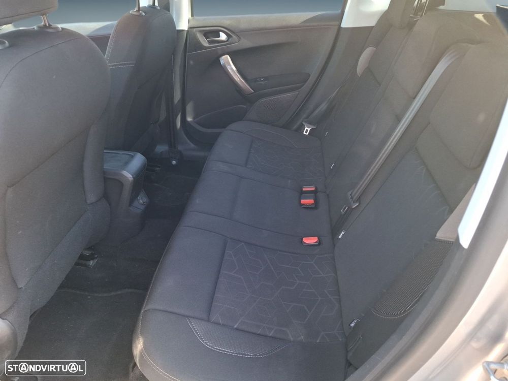 Peugeot 2008 1.2 PureTech Allure - 14