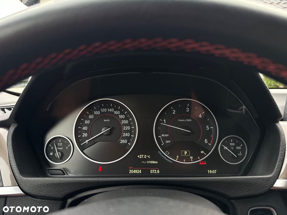 BMW Seria 3 320d Sport Line - 17