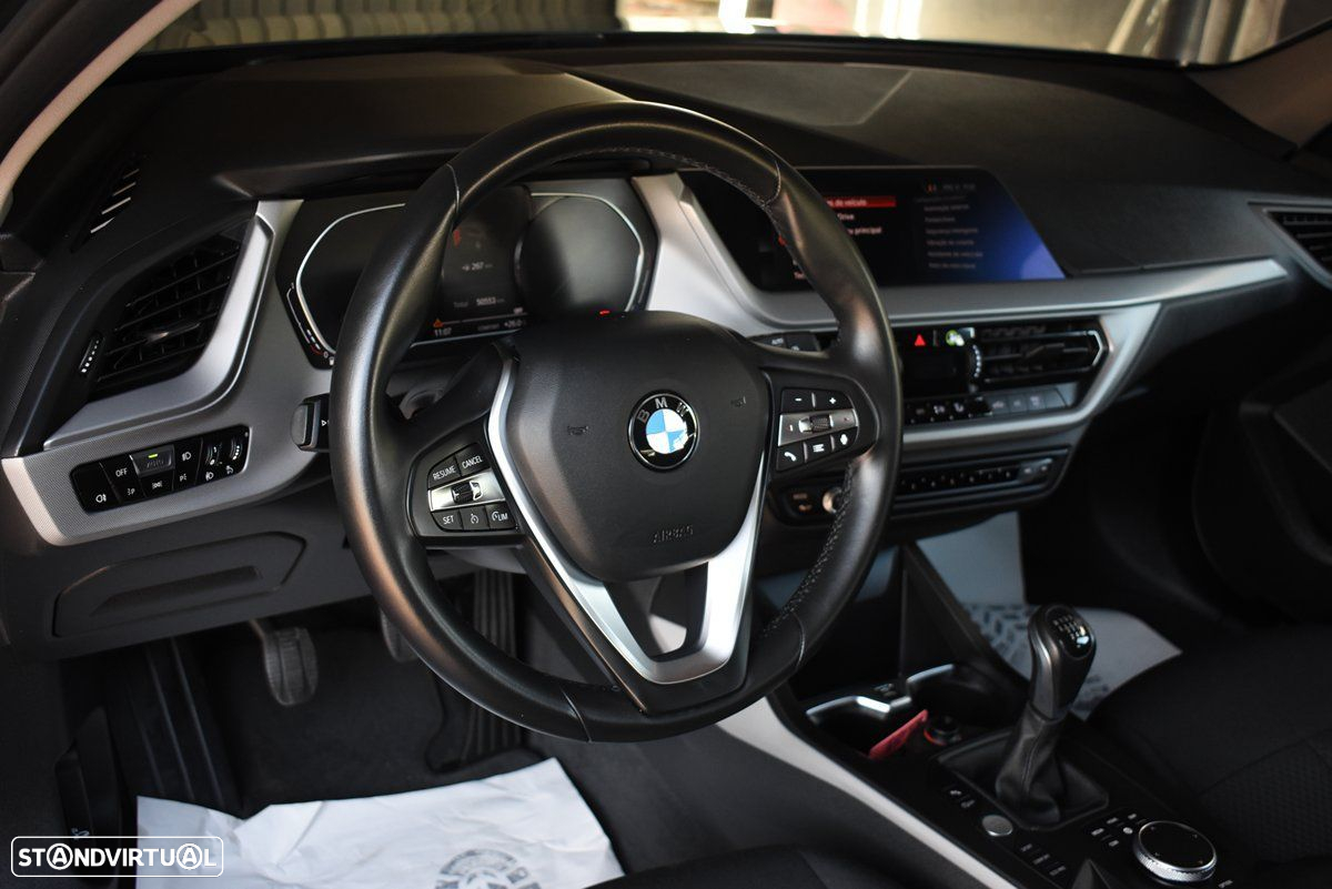 BMW 116 d EDynamics Advantage - 21
