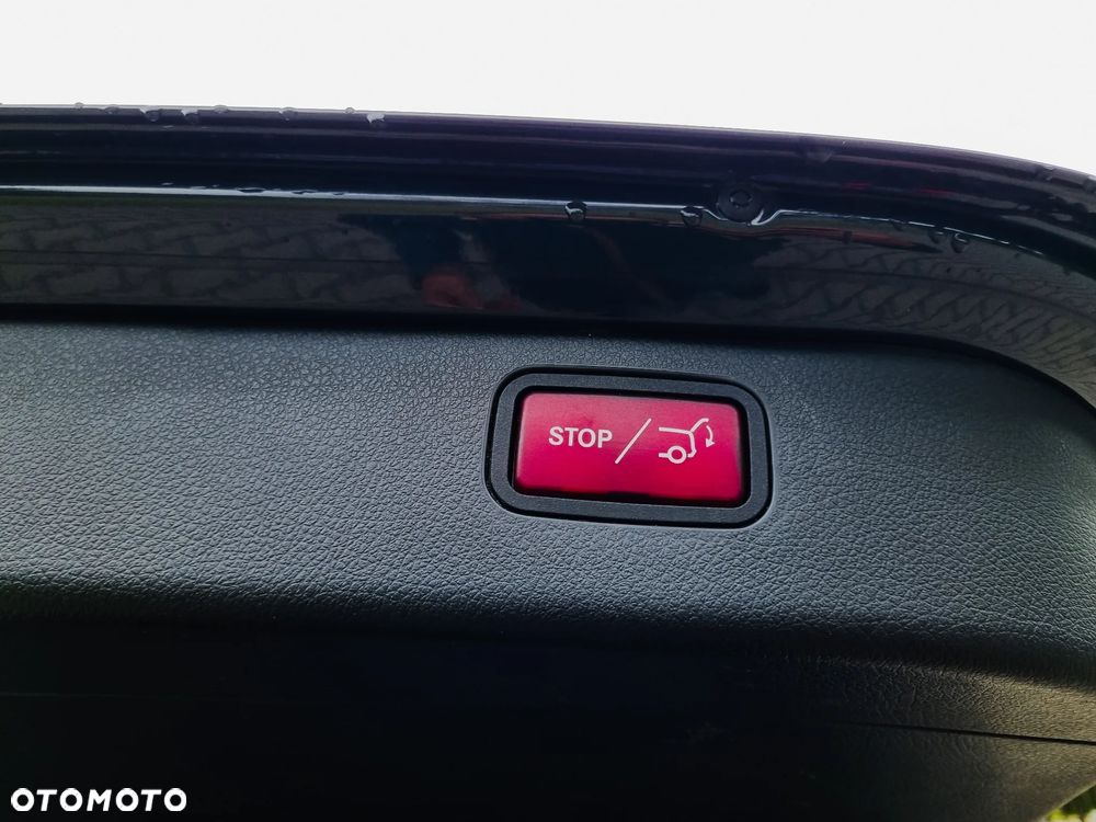 Mercedes-Benz Klasa C 220 d 9G-TRONIC - 29