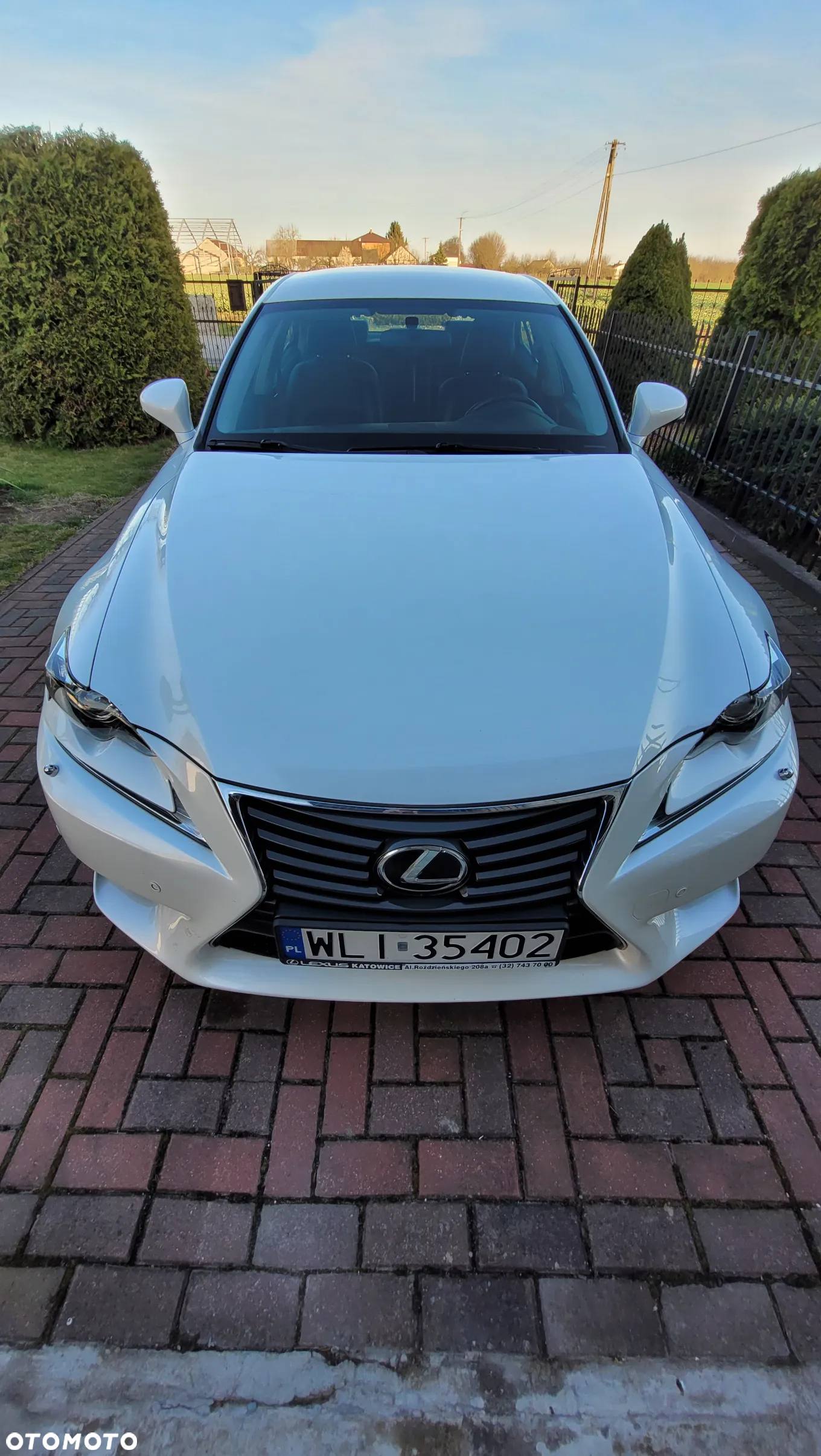 Lexus IS - 16
