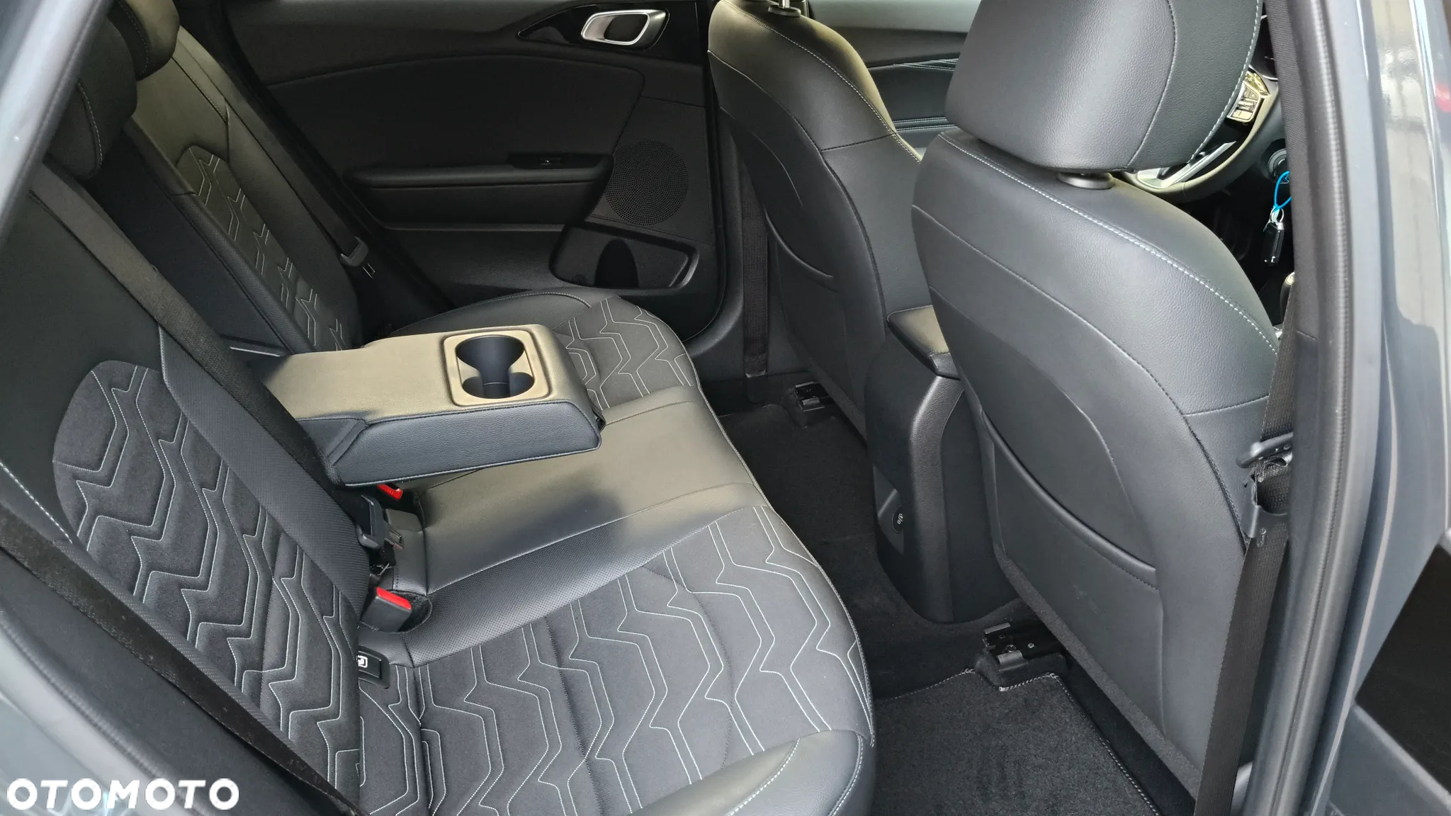 Kia Ceed 1.5 T-GDI M - 21