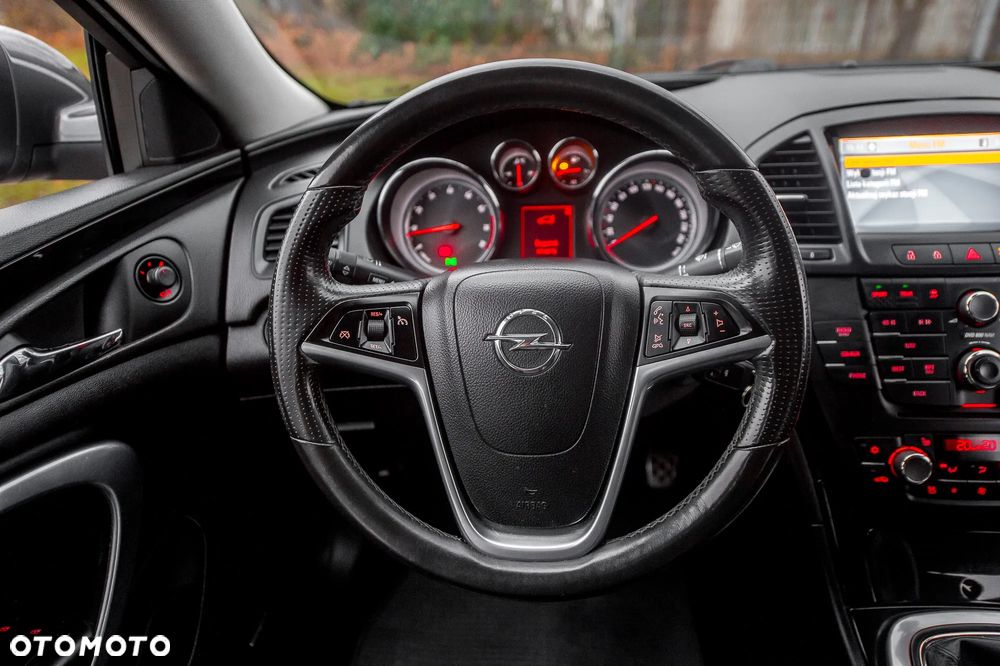 Opel Insignia 2.0 Turbo 4x4 Cosmo - 24