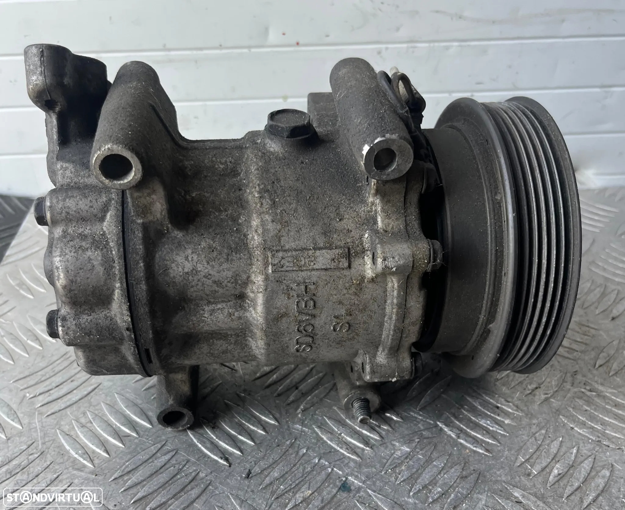 Compressor Ar Condicionado Renault Kangoo/Clio II 1.5 DCI Ref: 8200315744 - 3