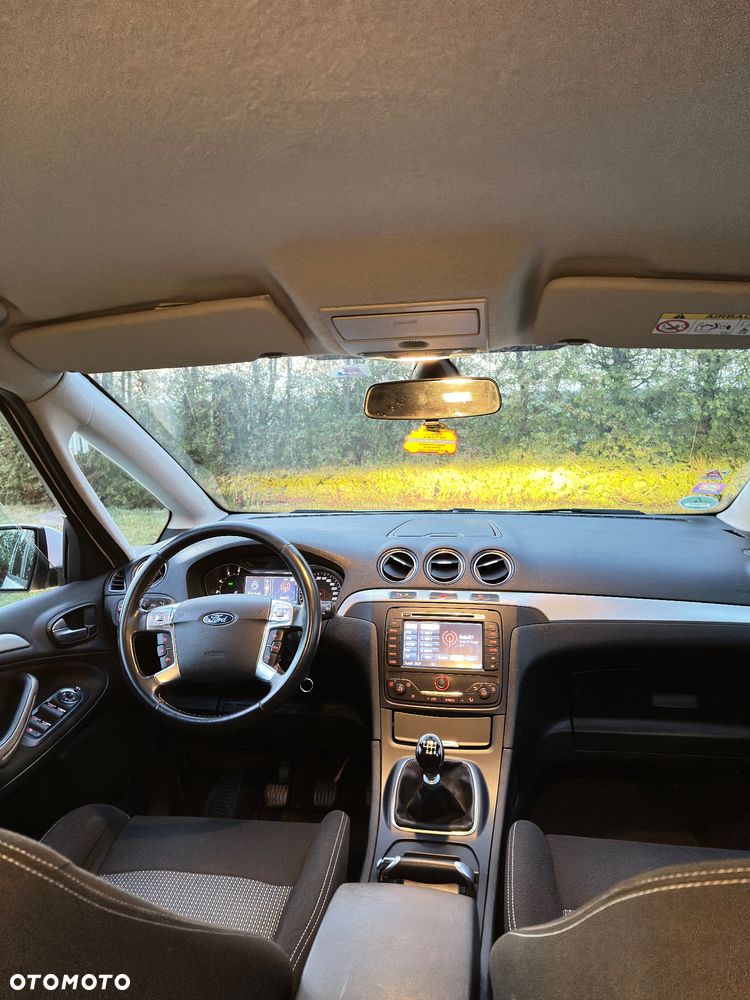 Ford S-Max 2.0 TDCi Ambiente - 20