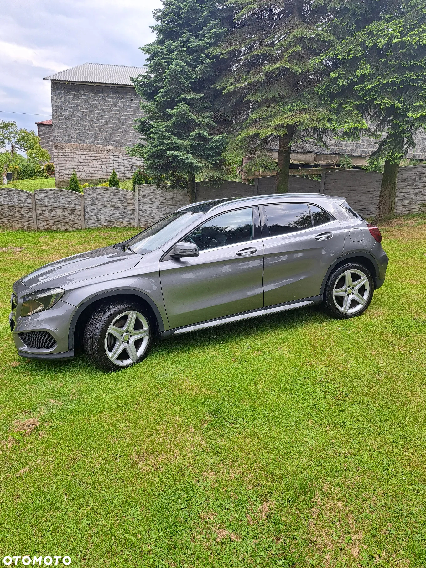 Mercedes-Benz GLA 250 4Matic 7G-DCT AMG Line - 2