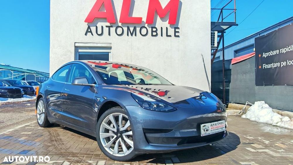 Tesla Model 3 Standard Reichweite Plus Hinterradantrieb - 1