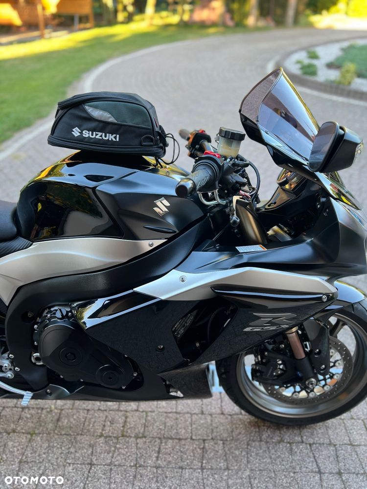 Suzuki GSX-R - 28