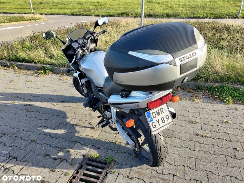 Yamaha FZS - 9