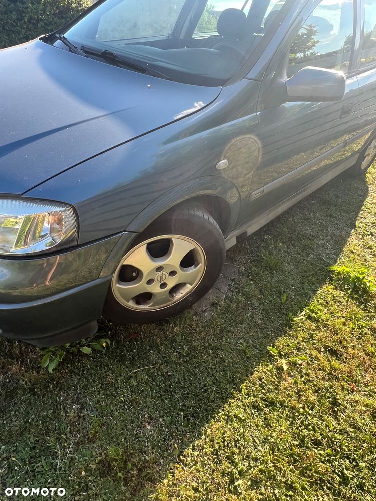Opel Astra 1.6 - 4