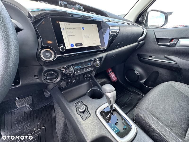 Toyota Hilux - 18