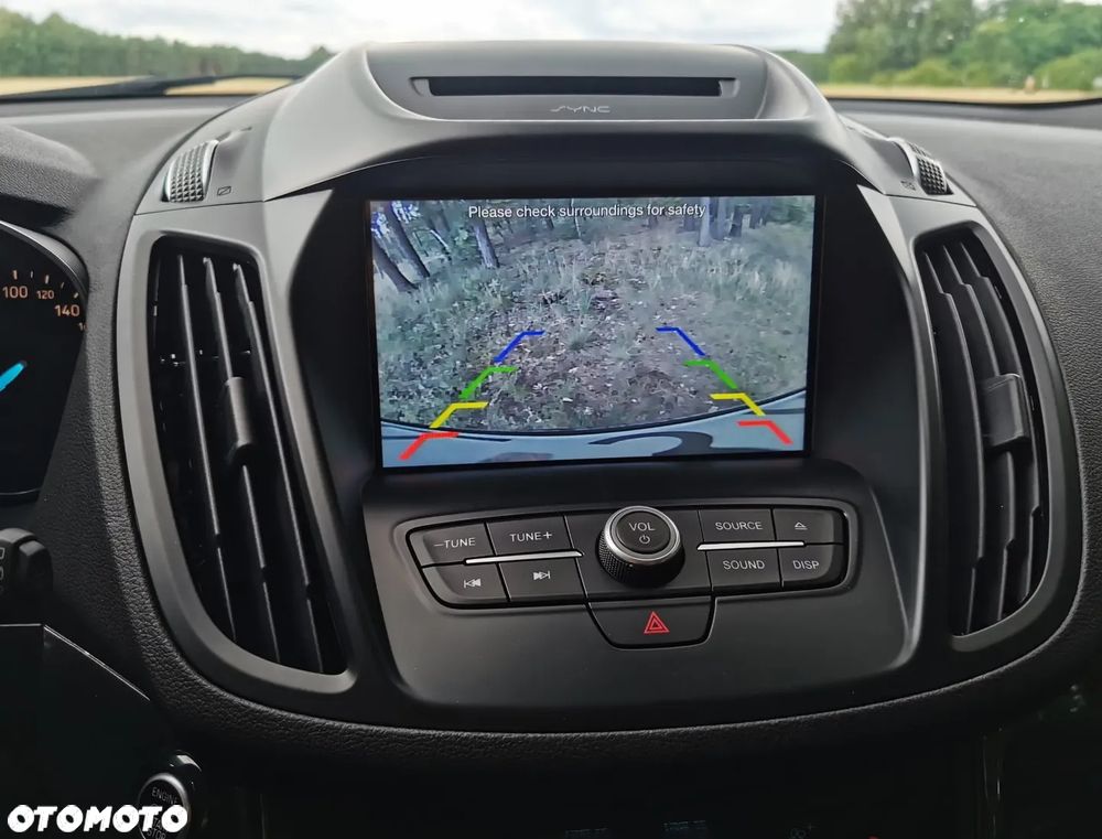 Ford Kuga 1.5 EcoBoost 2x4 Titanium - 15