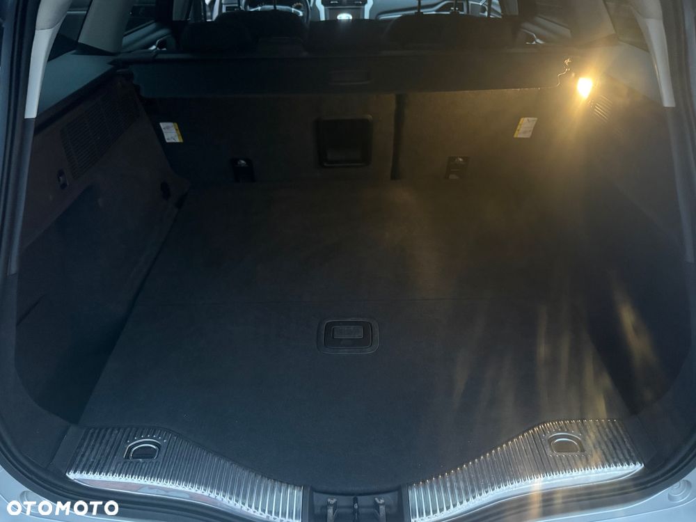 Ford Mondeo - 13