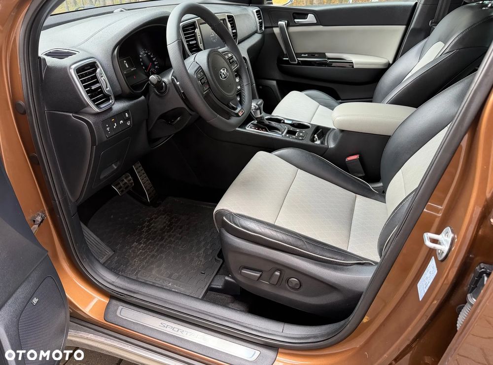 Kia Sportage 1.6 T-GDI AWD DCT GT LINE - 11