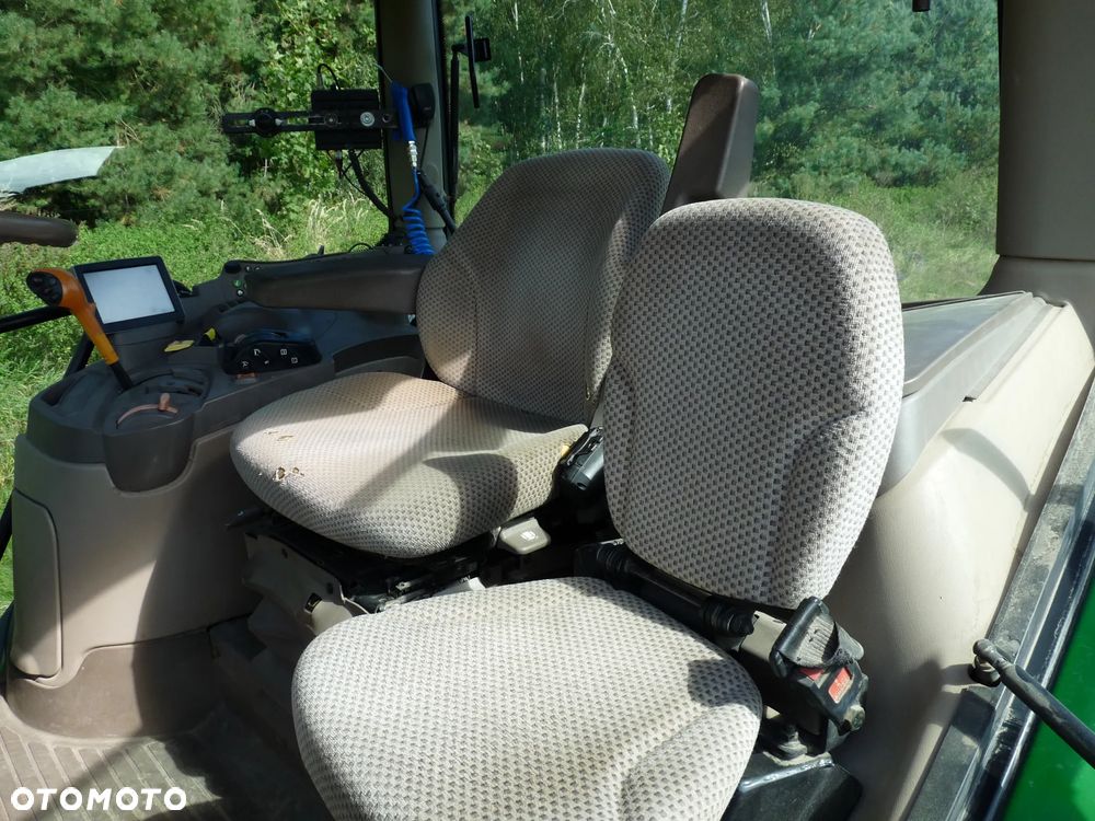 John Deere 6190 r - 8