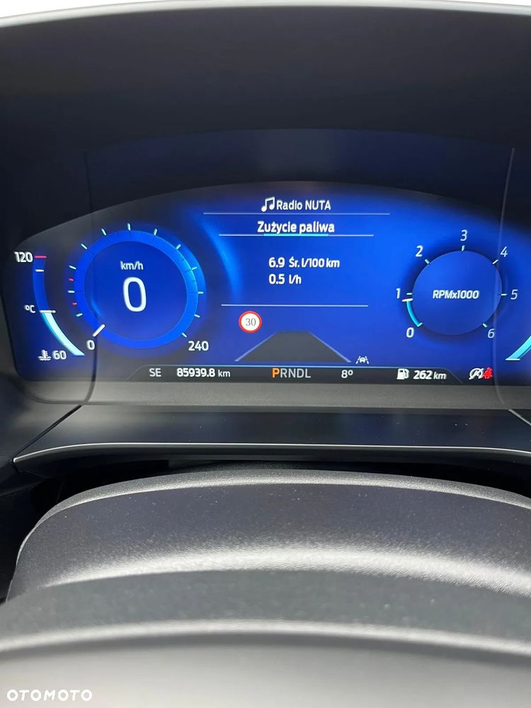 Ford Kuga - 6