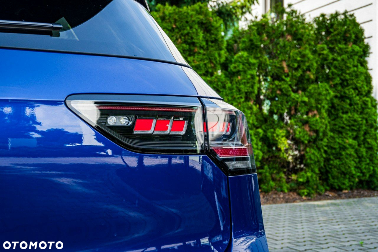 Volkswagen Golf - 21